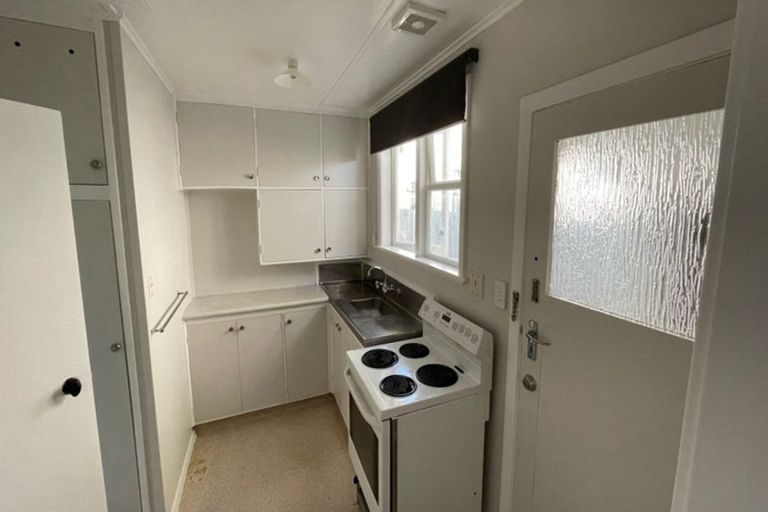 Photo of property in 17 Ripeka Way, Moera, Lower Hutt, 5010