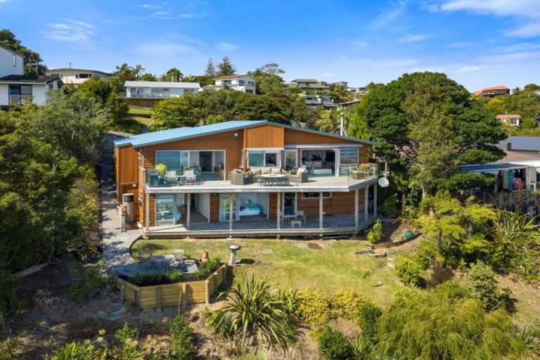 Photo of property in 41 Duncansby Road, Stanmore Bay, Whangaparaoa, 0932