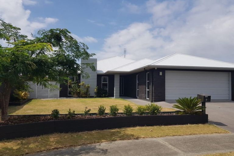 Photo of property in 9 The Glade, Papamoa Beach, Papamoa, 3118