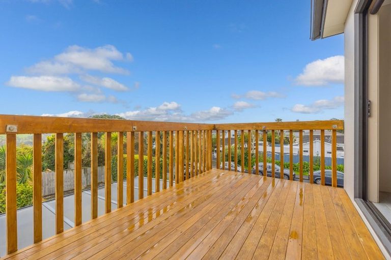 Photo of property in 20 Toroa Street, Torbay, Auckland, 0630