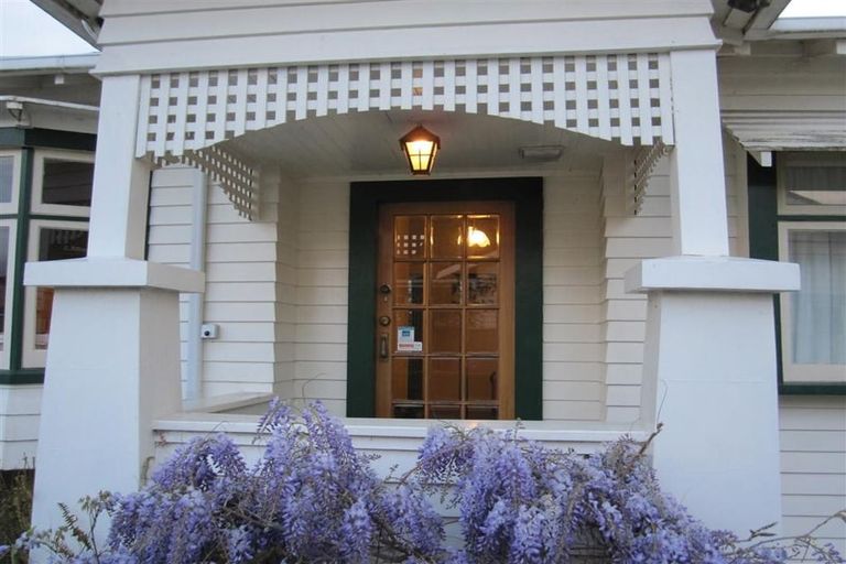 Photo of property in 38 Elmira Avenue, Hokowhitu, Palmerston North, 4410