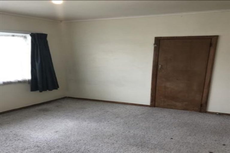 Photo of property in 27 Harwood Crescent, Otara, Auckland, 2023