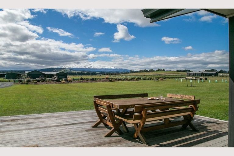 Photo of property in Whalefield Estate, 14/76 Ruapehu Road, Ohakune, 4625