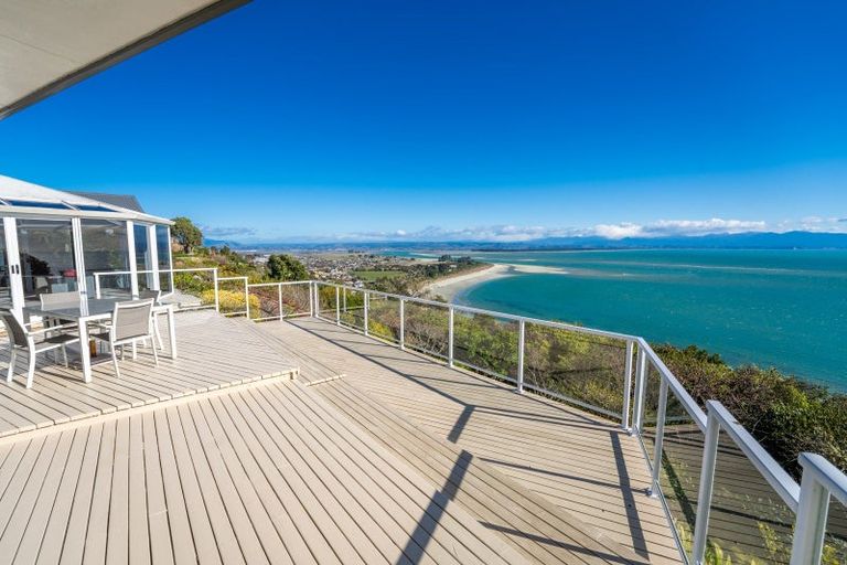 Photo of property in 25 Moncrieff Avenue, Britannia Heights, Nelson, 7010