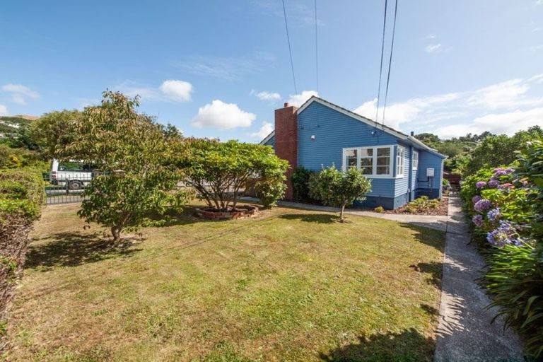 Photo of property in 10 Kipling Street, Johnsonville, Wellington, 6037