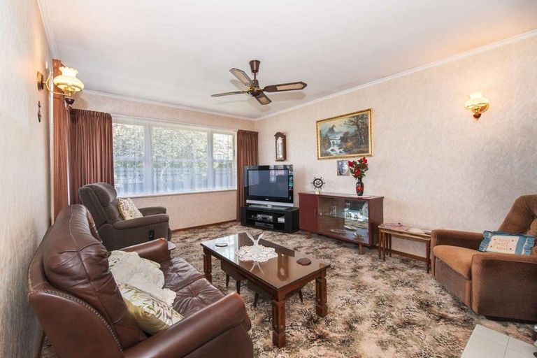 Photo of property in 16 Thompson Terrace, Manurewa, Auckland, 2102