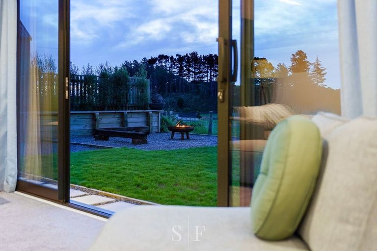 Photo of property in 48 Anderson Park Drive, Waikanae, 5036