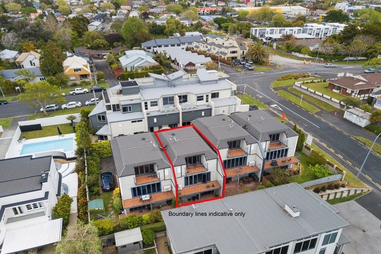 Photo of property in 17 Radnor Street, Hamilton Central, Hamilton, 3204