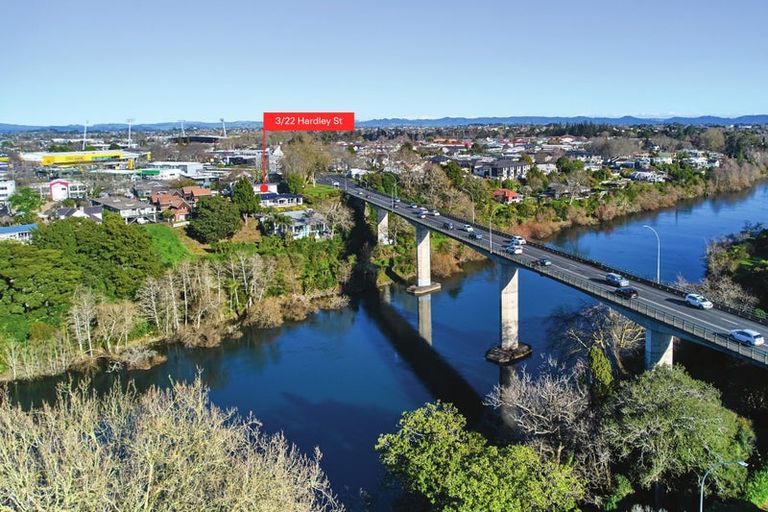 Photo of property in 3/22 Hardley Street, Whitiora, Hamilton, 3200