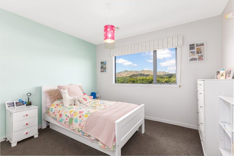 Photo of property in 28 Nelson Avenue, Aotea, Porirua, 5024