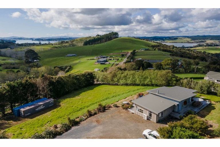 Photo of property in 236a Redcliffs Road, Kerikeri, 0294