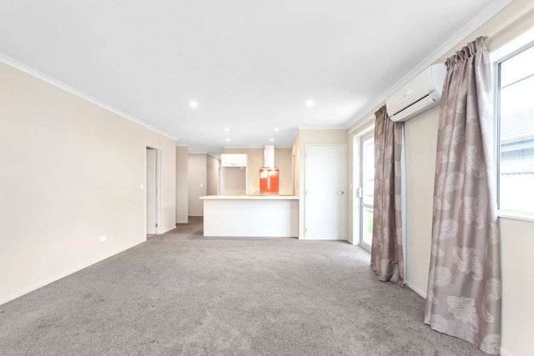 Photo of property in 8 Hurutini Way, Halswell, Christchurch, 8025