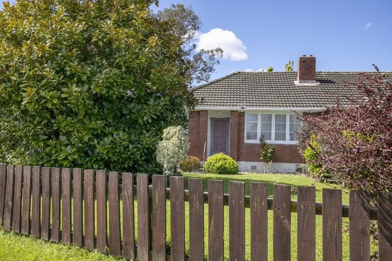 Photo of property in 188 Cambridge Terrace, Naenae, Lower Hutt, 5011