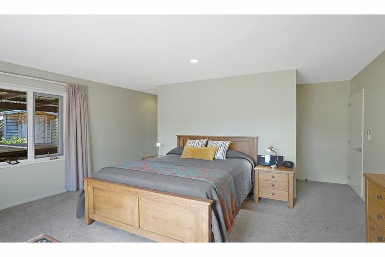 Photo of property in 30 Taranaki Drive, Woodend, 7610