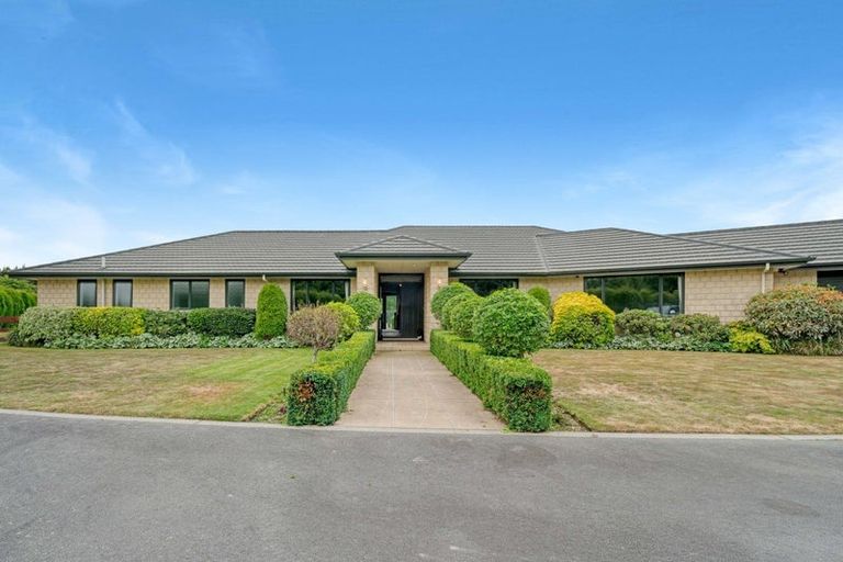 Photo of property in 8 Devine Drive, Rolleston, Christchurch, 7678