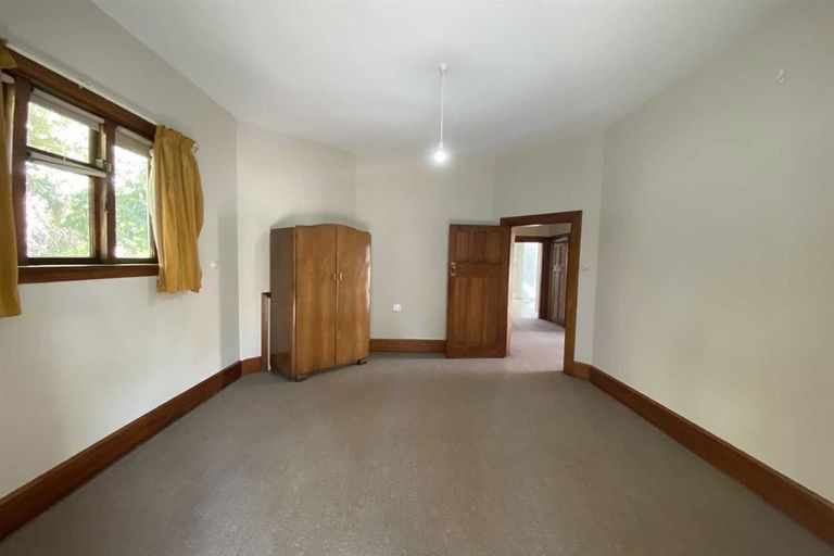 Photo of property in 100 Leinster Road, Merivale, Christchurch, 8014