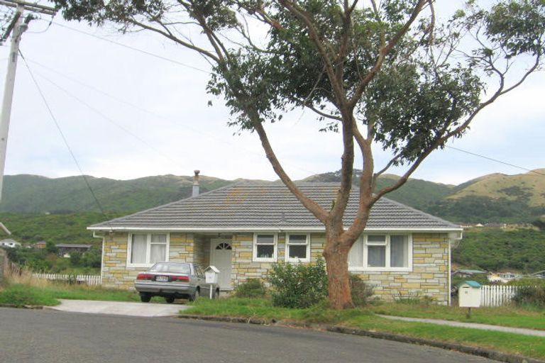 Photo of property in 10 Massey Street, Tawa, Wellington, 5028