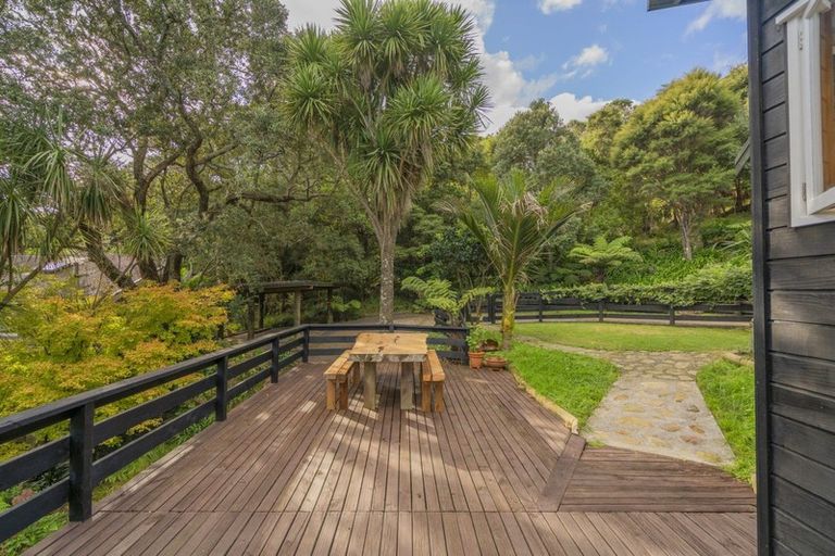 Photo of property in 5b Pohutukawa Grove, Whitianga, 3510