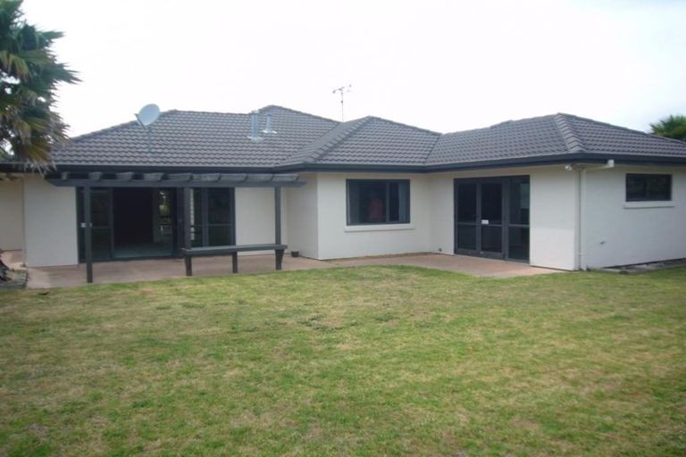 Photo of property in 50 Tuihana Drive, Papamoa Beach, Papamoa, 3118