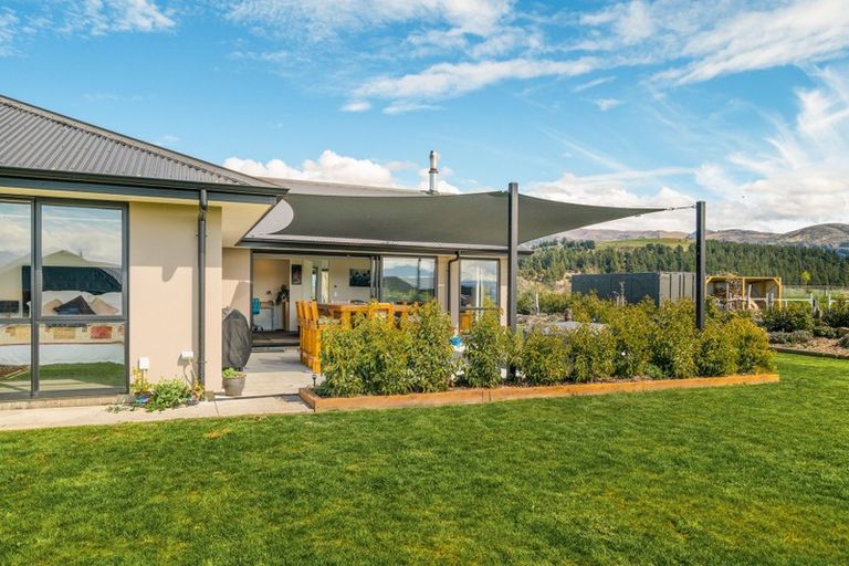 Photo of property in 15 Jackson Rise, Luggate, Wanaka, 9383