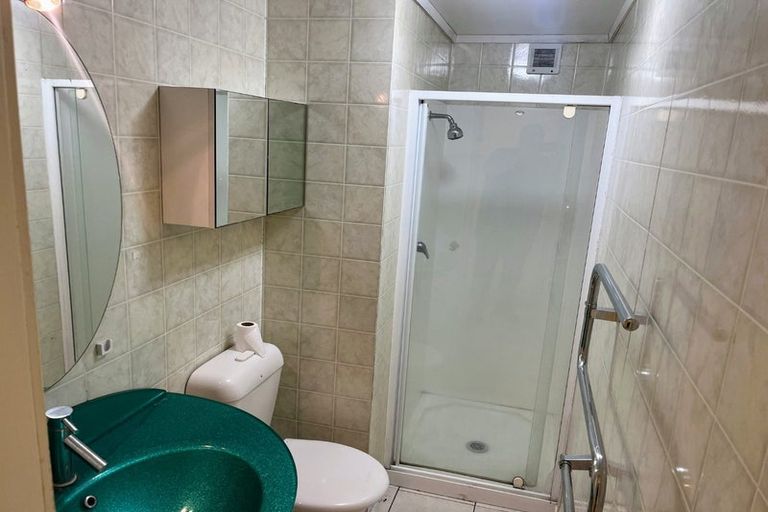 Photo of property in 51c Mandalay Terrace, Khandallah, Wellington, 6035