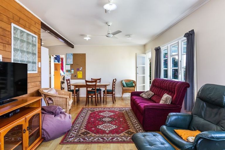 Photo of property in 13 Rangatira Drive, Mangakino, 3421