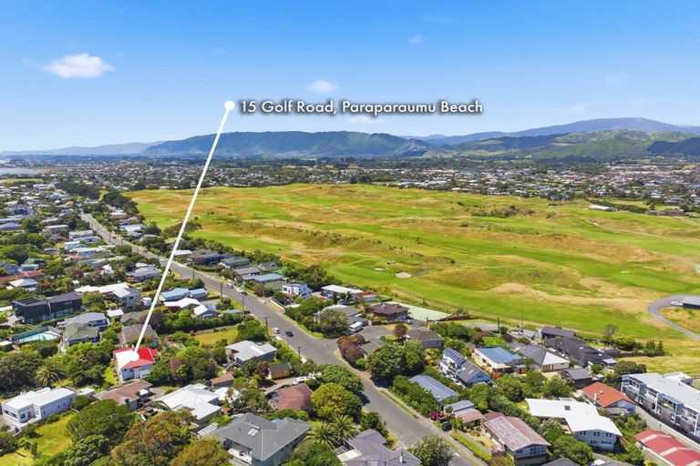 Photo of property in 15 Golf Road, Paraparaumu Beach, Paraparaumu, 5032