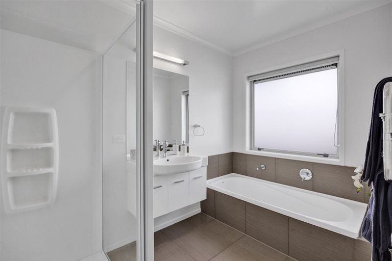 Photo of property in 11 Rawiri Drive, Bell Block, New Plymouth, 4312