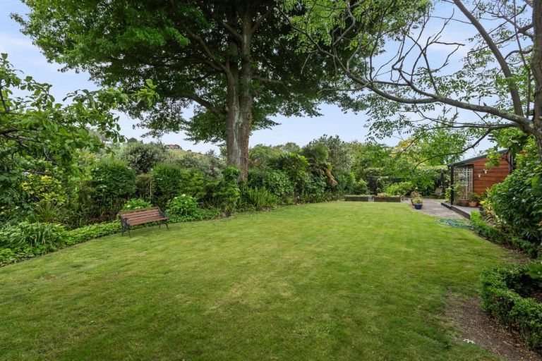 Photo of property in 14 Trigg Crescent, Taradale, Napier, 4112