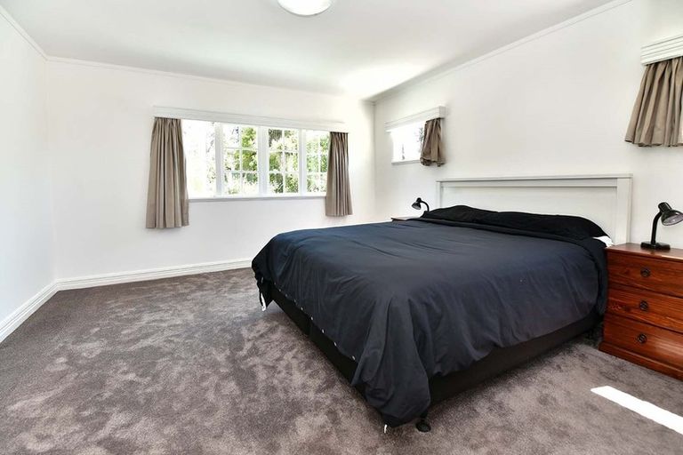 Photo of property in 1141 Whangaparaoa Road, Tindalls Beach, Whangaparaoa, 0930