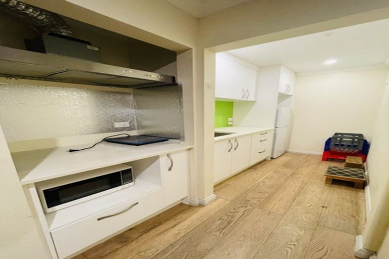 Photo of property in 15 Evelina Lane, Flat Bush, Auckland, 2019