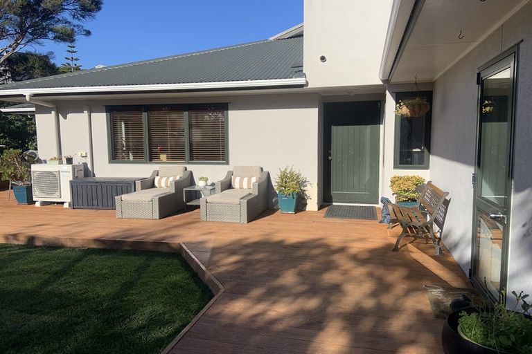 Photo of property in 2a Wairaka Road, Pukerua Bay, 5026