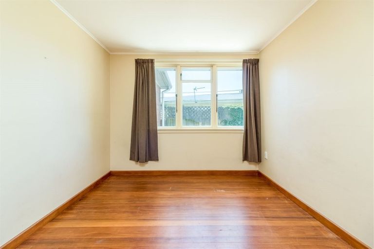 Photo of property in 15 Glenfield Crescent, Mairehau, Christchurch, 8052