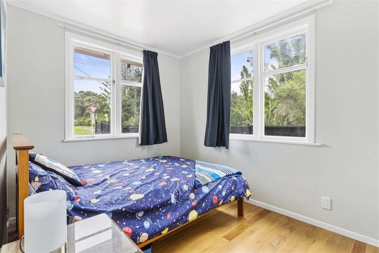 Photo of property in 67 Routley Drive, Glen Eden, Auckland, 0602