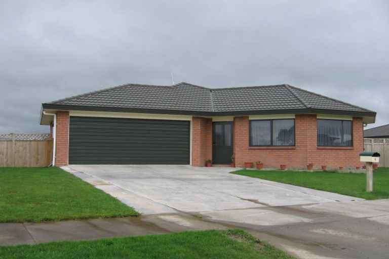Property details for 5 Sunshine Place, Kelvin Grove, Palmerston North, 4414