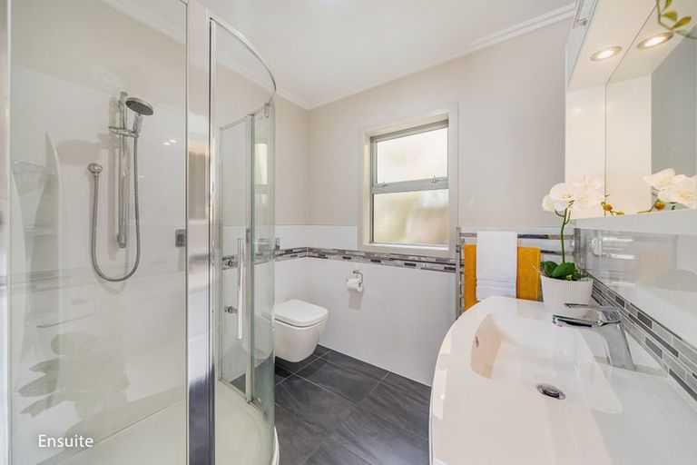 Photo of property in 65 Plateau Road, Te Marua, Upper Hutt, 5018