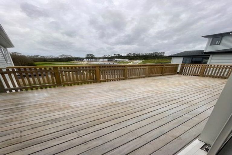 Photo of property in 962 Kahikatea Flat Road, Waitoki, Kaukapakapa, 0871