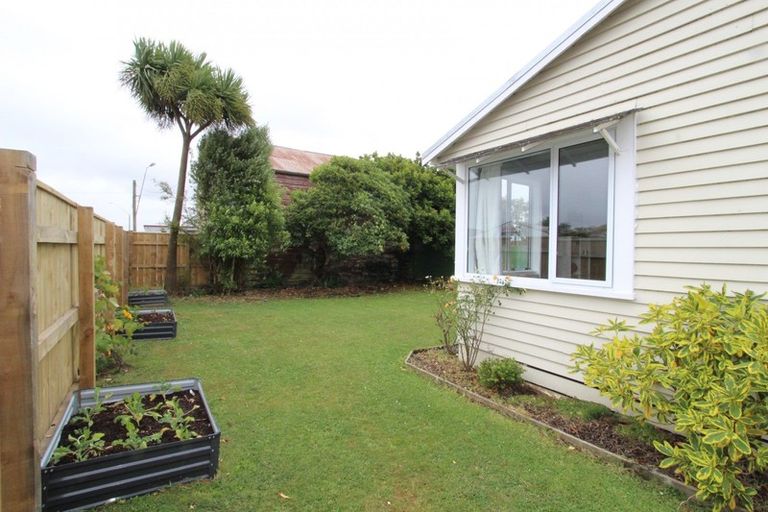Photo of property in 15 Kiwi Street, Pahiatua, 4910