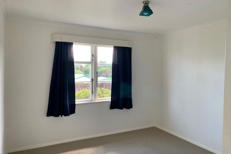 Photo of property in 52 Poplar Avenue, Raumati South, Paraparaumu, 5032