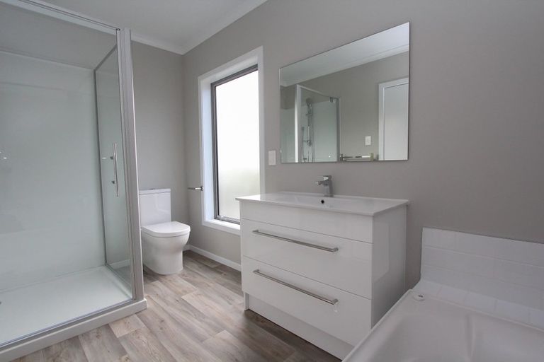 Photo of property in 2b Yorkshire Road, Silverdale, Hamilton, 3216