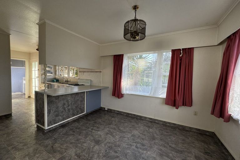 Photo of property in 36 Holland Street, Wainuiomata, Lower Hutt, 5014