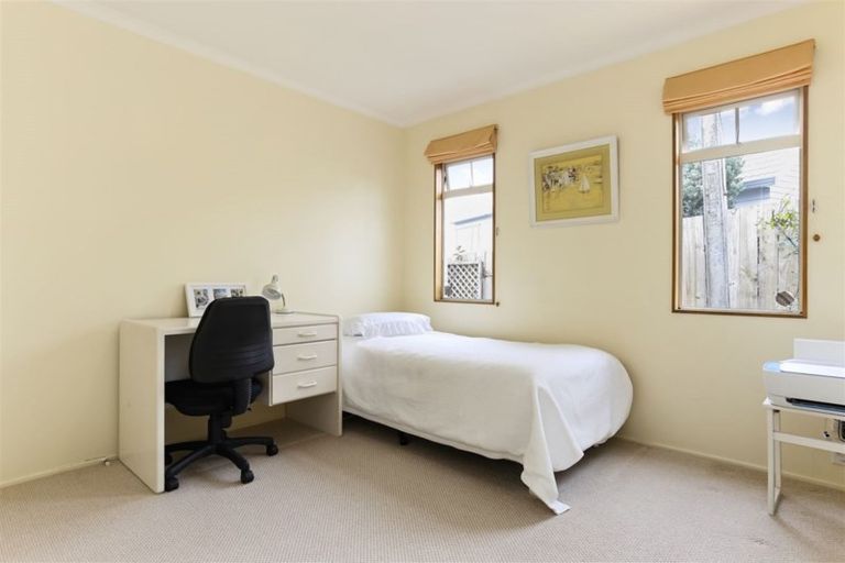 Photo of property in 31 Prospect Terrace, Milford, Auckland, 0620