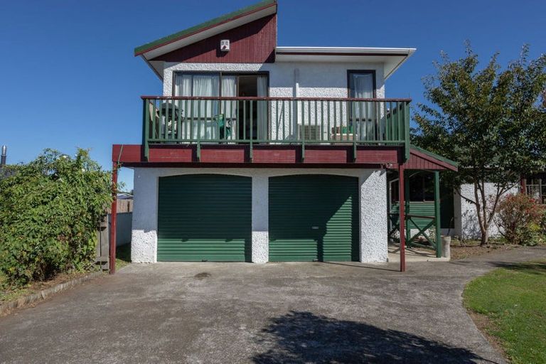 Photo of property in 41 Thyra Street, Dannevirke, 4930