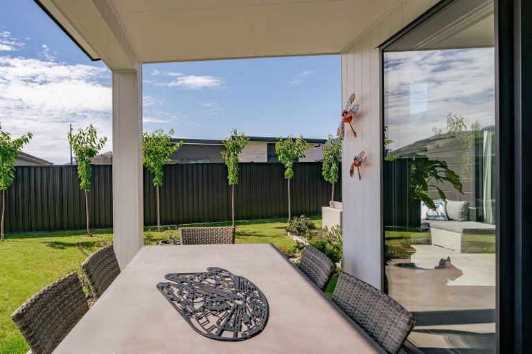 Photo of property in 1 Fraer Street, Cromwell, 9310