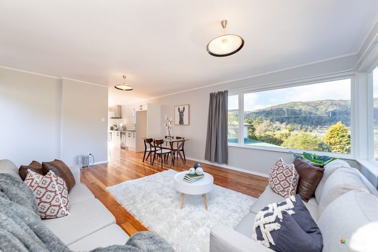 Photo of property in 79 Bird Grove, Stokes Valley, Lower Hutt, 5019