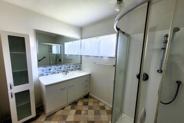 Photo of property in 131a Mangorei Road, Merrilands, New Plymouth, 4312