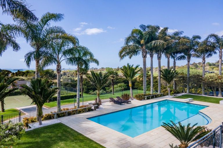 Photo of property in 23 Tudor Park Drive, Whitford, Howick, 2571