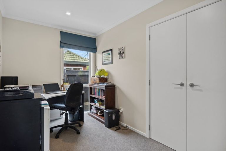 Photo of property in 4 Palmer Crescent, Silverstream, Upper Hutt, 5019