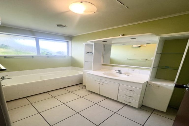 Photo of property in 18 Bidwell Place, Hillmorton, Christchurch, 8025