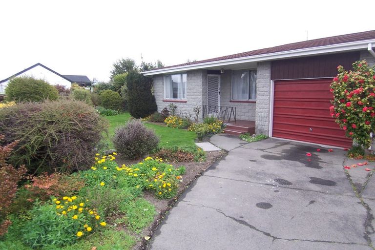 Photo of property in 2/9 Player Place, Shirley, Christchurch, 8061